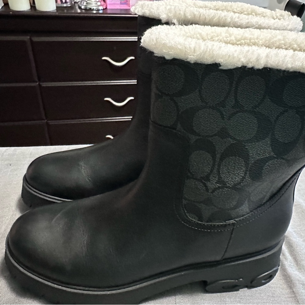 New Coach Black and Gray Winter Boots